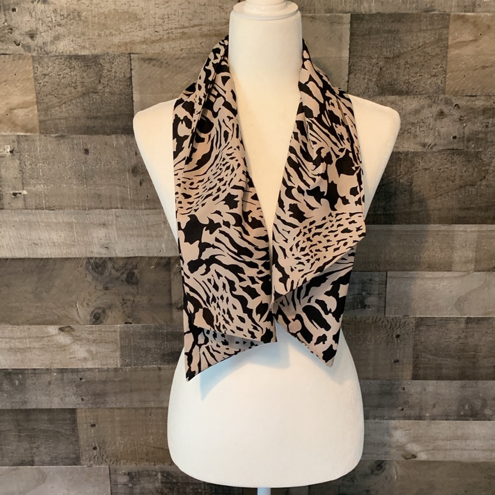 Handmade Leopard Print Scarf - Picture 15 of 16